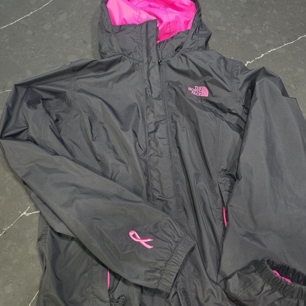 The North Face Breast Cancer Awareness Hyvent Jacket in excellent condition